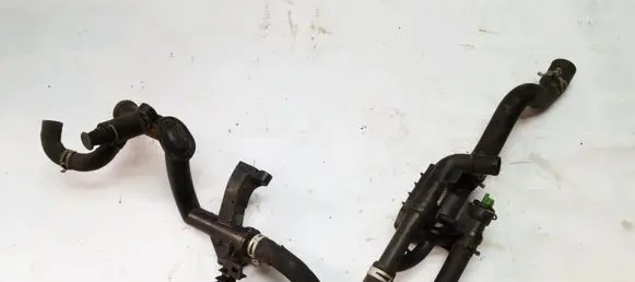 Peugeot 5008 Engine coolant pipe/hose 96z0253780