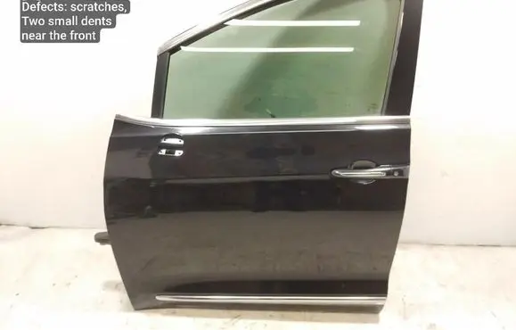 Chrysler Pacifica Front door