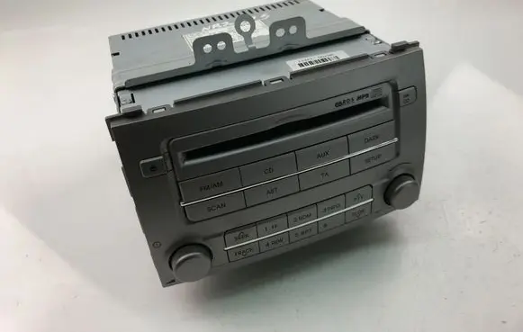 Hyundai i20 (PB PBT) Radio/CD/DVD/GPS head unit 961001J211