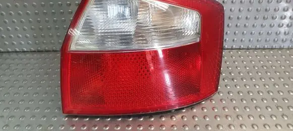 Audi A4 S4 B6 8E 8H Rear/tail lights S27698731 8E5945218