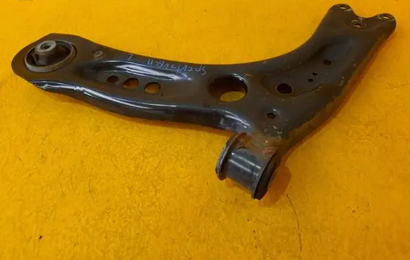 Volkswagen Golf Sportsvan Front lower control arm/wishbone 5Q0407151L
