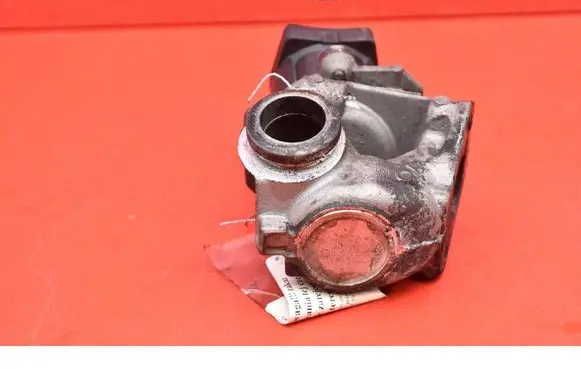 Peugeot 3008 I EGR valve 9672880080