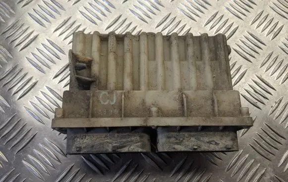 Opel Zafira A Coolant fan relay ID804027