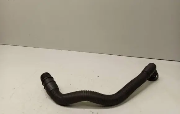 Audi A6 C7 Breather hose/pipe 028129644B
