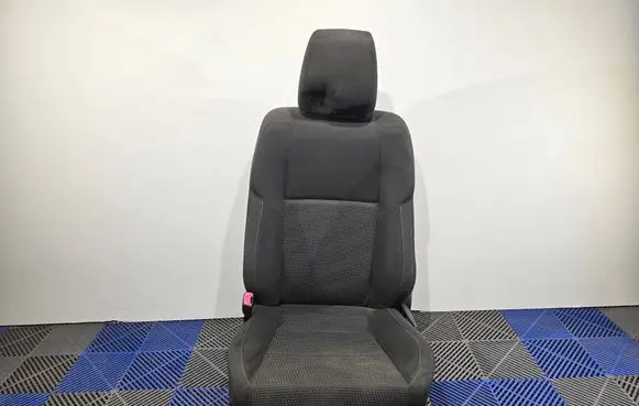 Toyota Auris E180 Front driver seat 