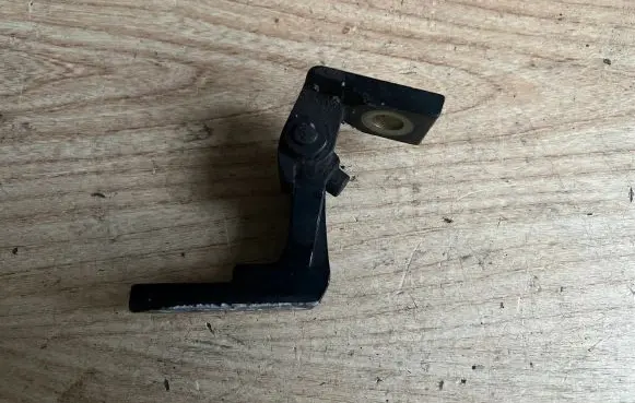 Audi A4 S4 B6 8E 8H Rear door upper hinge 8E0831402C
