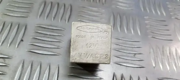 Peugeot 306 Other relay avvacp3