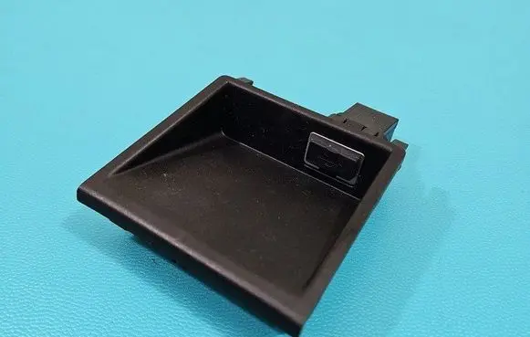 Volvo V40 USB socket connector 31306768 IMPRK1485821