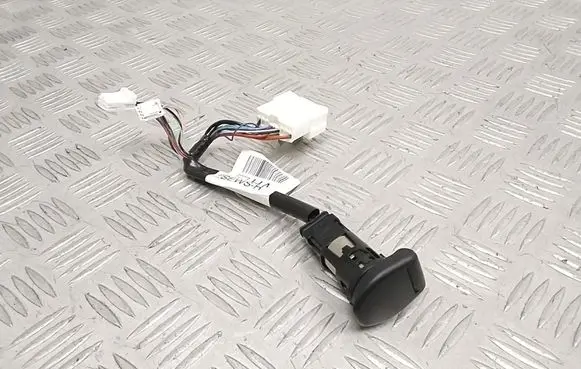 Nissan Leaf II (ZE1) Cigarette lighter front 240165SH0A