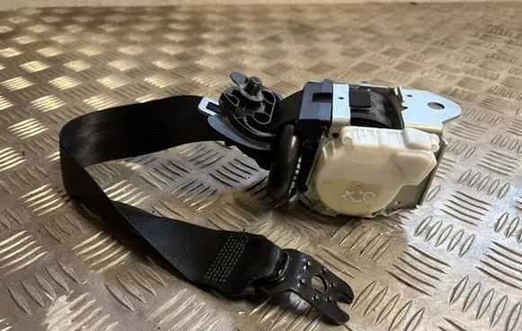 Audi Q7 4M Third row seat belt 4m0857806