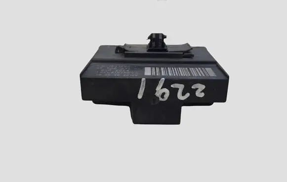 Citroen C5 Glow plug pre-heat relay 018010951 9652021180