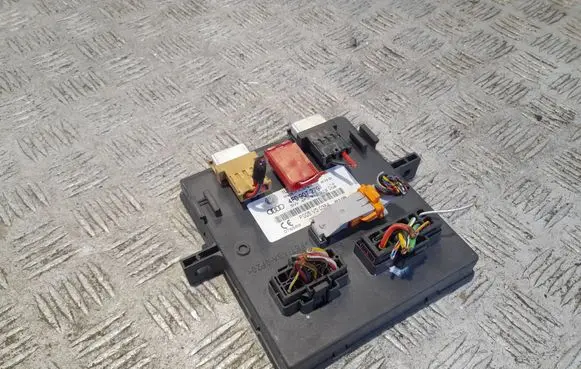 Audi A6 S6 C6 4F Comfort/convenience module 4F0907279 4F0910279008 F005V00384