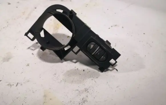 Volkswagen Touareg I Headlight level height control switch 7L6858903T