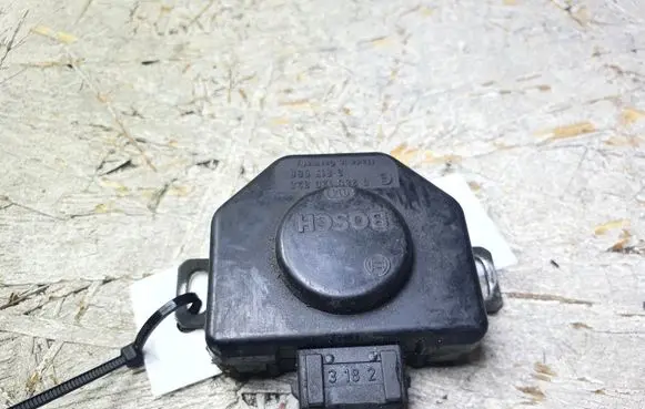 Volvo 850 Throttle valve position sensor 0280120325
