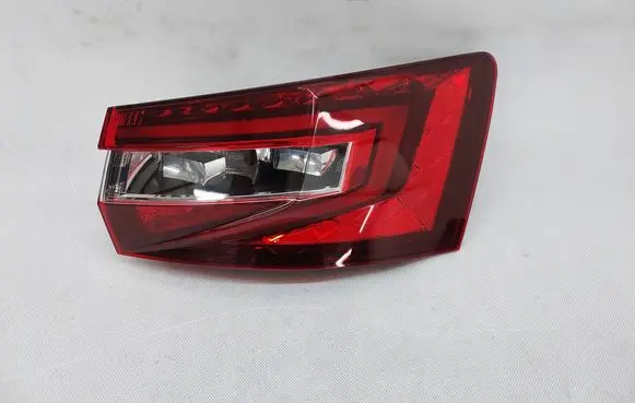 Skoda Superb B8 (3V) Rear/tail lights 3V9945208 SP3V9945208