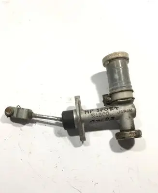 Mitsubishi Pajero Sport I Clutch master cylinder 