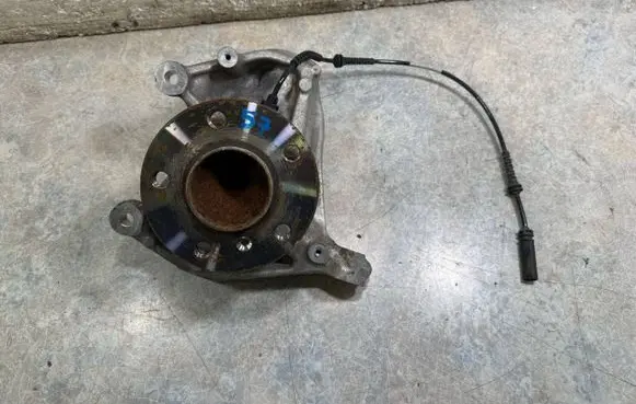 BMW i3 Front wheel hub spindle knuckle 6852160