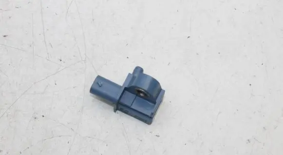 Audi Q3 8U Airbag deployment crash/impact sensor 5K0959351A