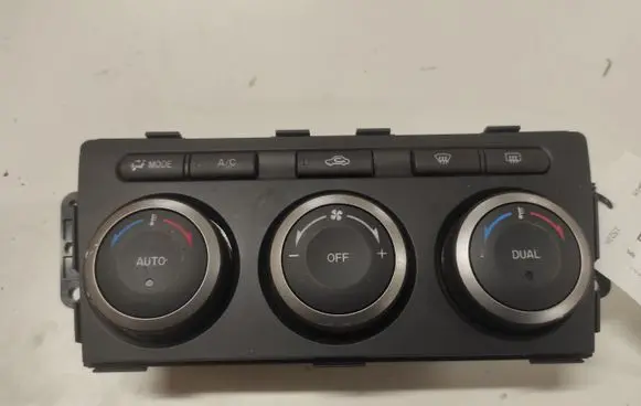 Mazda 6 Climate control unit T1006282QB GDB461190