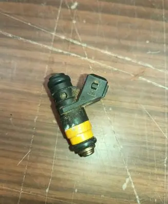 Renault Kangoo I Fuel injector h029611