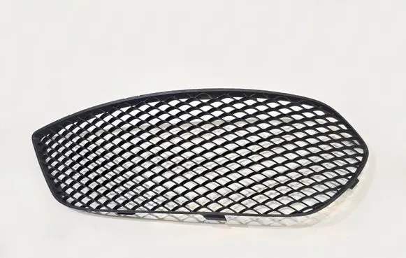 Mercedes-Benz CLA C117 X117 W117 Front fog light trim/grill A1178851722