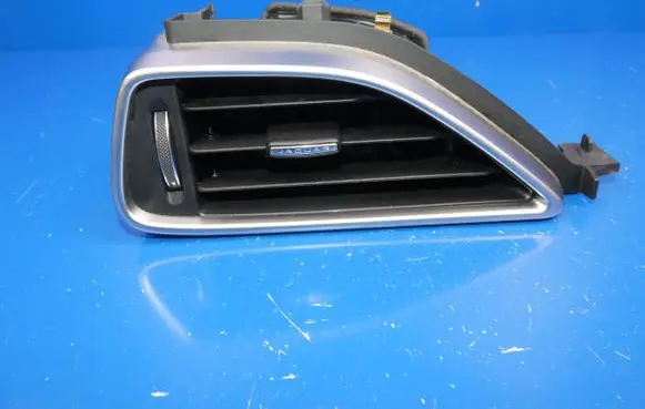 Jaguar F-Pace Dashboard air vent grill cover trim HX73018B09AE 09469