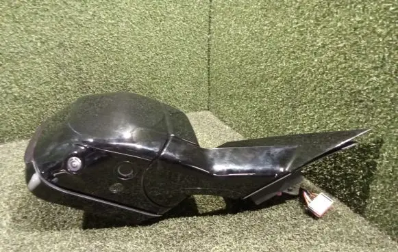 Land Rover Defender Front door electric wing mirror 952540002 9525400 9502106