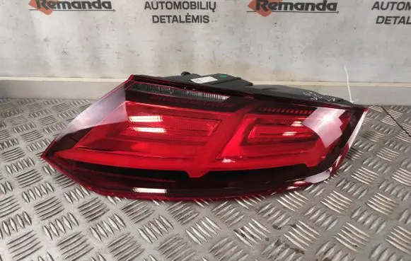Audi TT TTS RS Mk3 8S Rear/tail lights 8S0945096E F03542500A