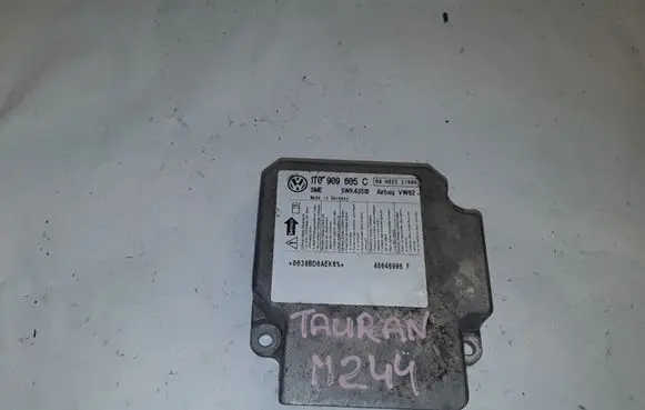 Volkswagen Touran I Airbag control unit/module 1T0909605C 5WK43518