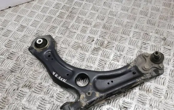 Audi A1 Front lower control arm/wishbone