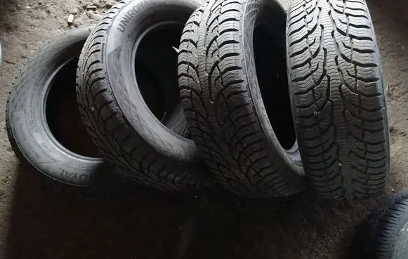 Seat Alhambra (Mk1) R16 summer tire 21560R16