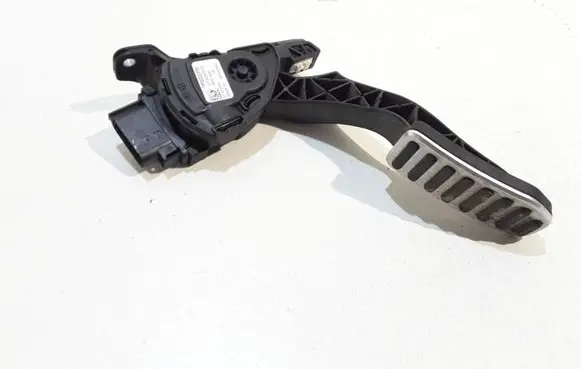 Volvo V60 Accelerator throttle pedal 31329372 6PV01083431