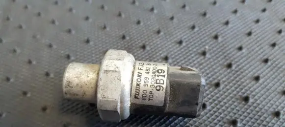Air conditioning (A/C) pressure sensor