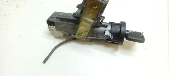 Ford Galaxy Ignition lock P012106