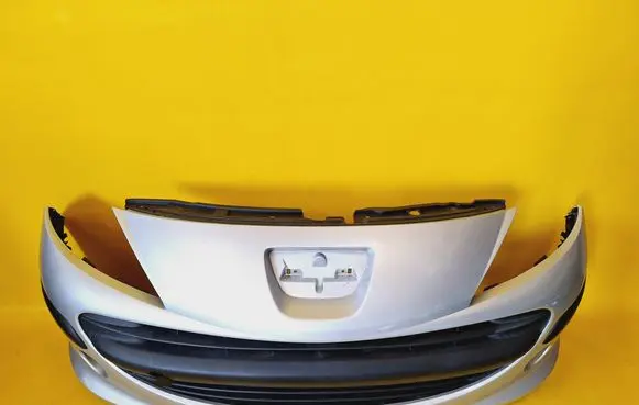 Peugeot 207 Front bumper