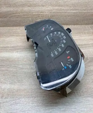 Opel Astra F Speedometer (instrument cluster) 81117814 90452686