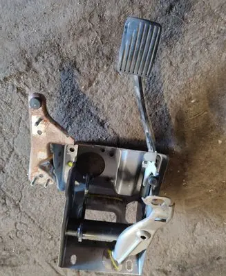 Volvo S40, V40 Brake pedal A639760