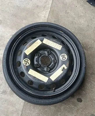 Audi Q7 4L R18 spare wheel 4L0601027
