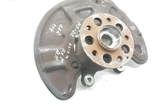 Mercedes-Benz E W212 Front wheel hub