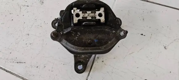 Audi A5 8T 8F Gearbox mount 8K039911