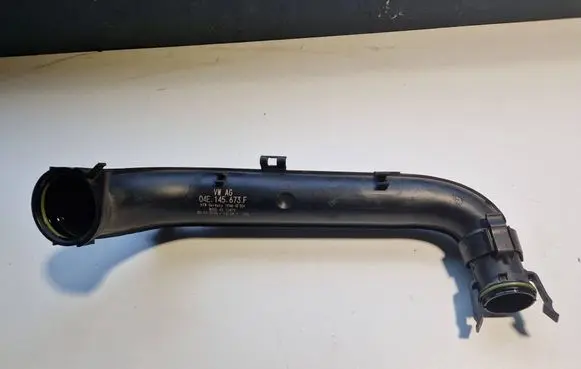Volkswagen Caddy Intercooler hose/pipe 04E145673F 0261230389