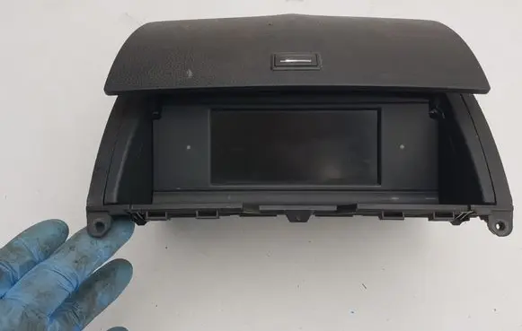 Mercedes-Benz C W204 Screen/display/small screen A2048203197