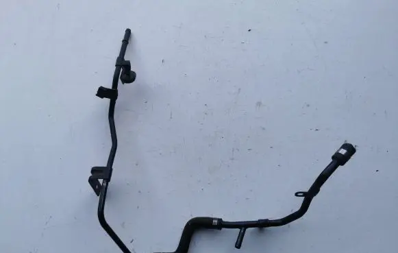 Volkswagen Golf V Engine coolant pipe/hose 1K0121070BB
