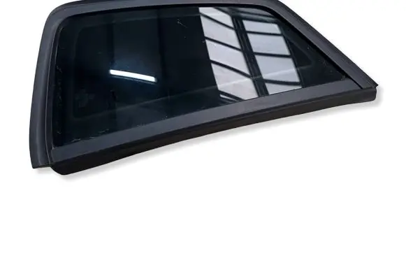 Volkswagen Golf Sportsvan Rear side window 510845042AD