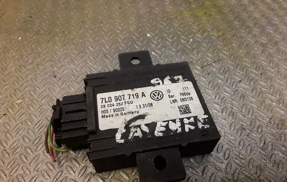 Porsche Cayenne (9PA) Alarm control unit/module 7L0907719A