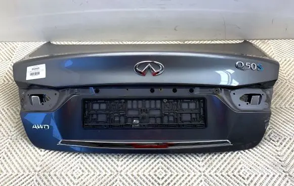 Infiniti Q50 Tailgate/trunk/boot lid KAD