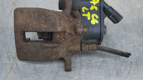Audi A6 S6 C6 4F Rear brake caliper