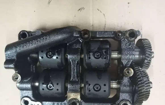 Renault Trafic II (X83) Oil pump 8200180662A