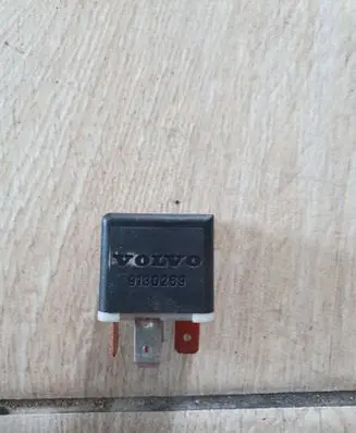 Volvo S40, V40 Other relay 00351073