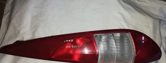 Ford Mondeo Mk III Rear/tail lights 1S7113404C